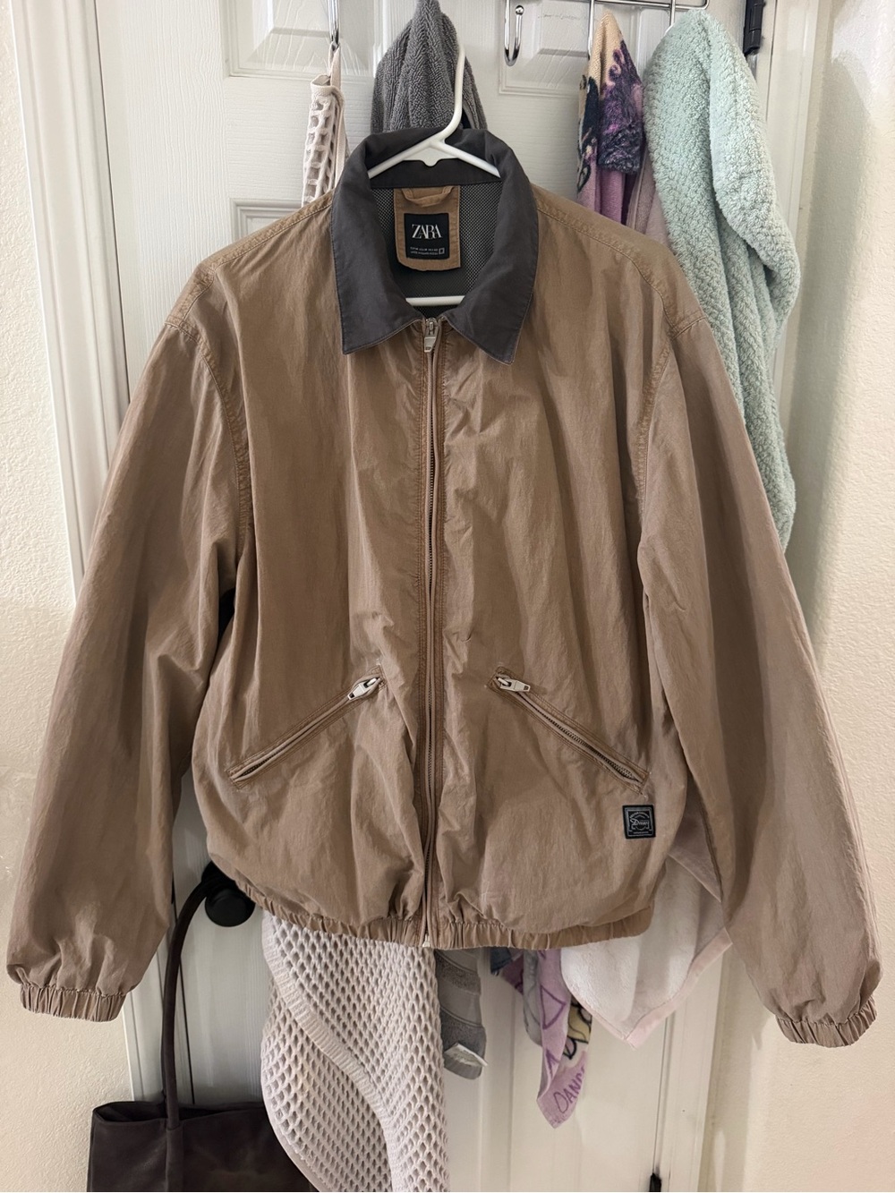 Zara Men's Tan Bomber Jacket with Dark Contrast Collar